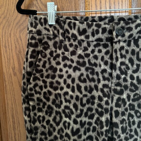 Leopard Print Skinny ANKLE pant - CAbi #3393 - Size 6 - Picture 3 of 10